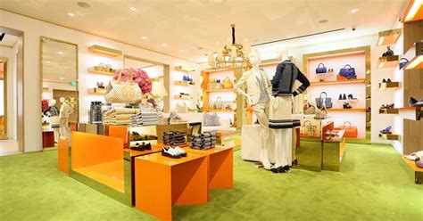 tory burch singapore outlets.